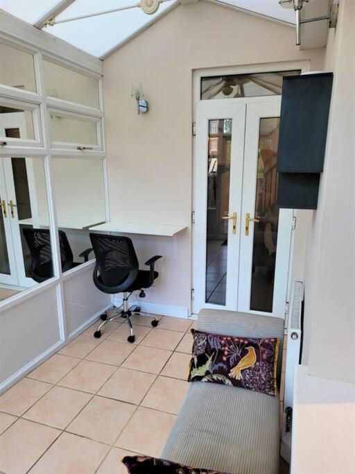Nice 4-Bedroom Vacation Home With Indoor Fireplace Wellington  Dış mekan fotoğraf