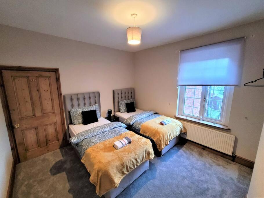 Nice 4-Bedroom Vacation Home With Indoor Fireplace Wellington  Dış mekan fotoğraf